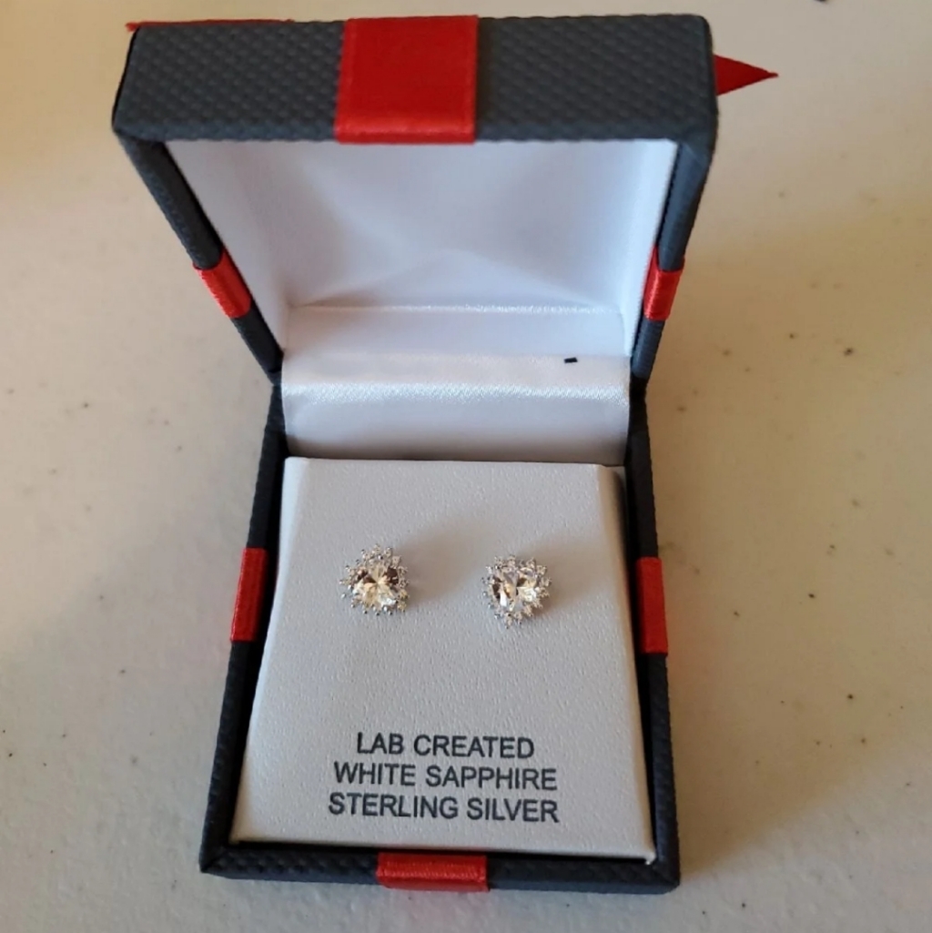 White Sapphire Heart-Shaped Earring Set-New